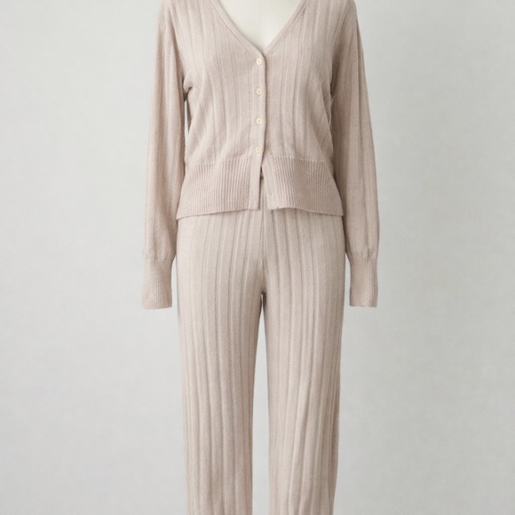 Pink Rose Cream Ribbed Knit Top - Picture 2 of 6